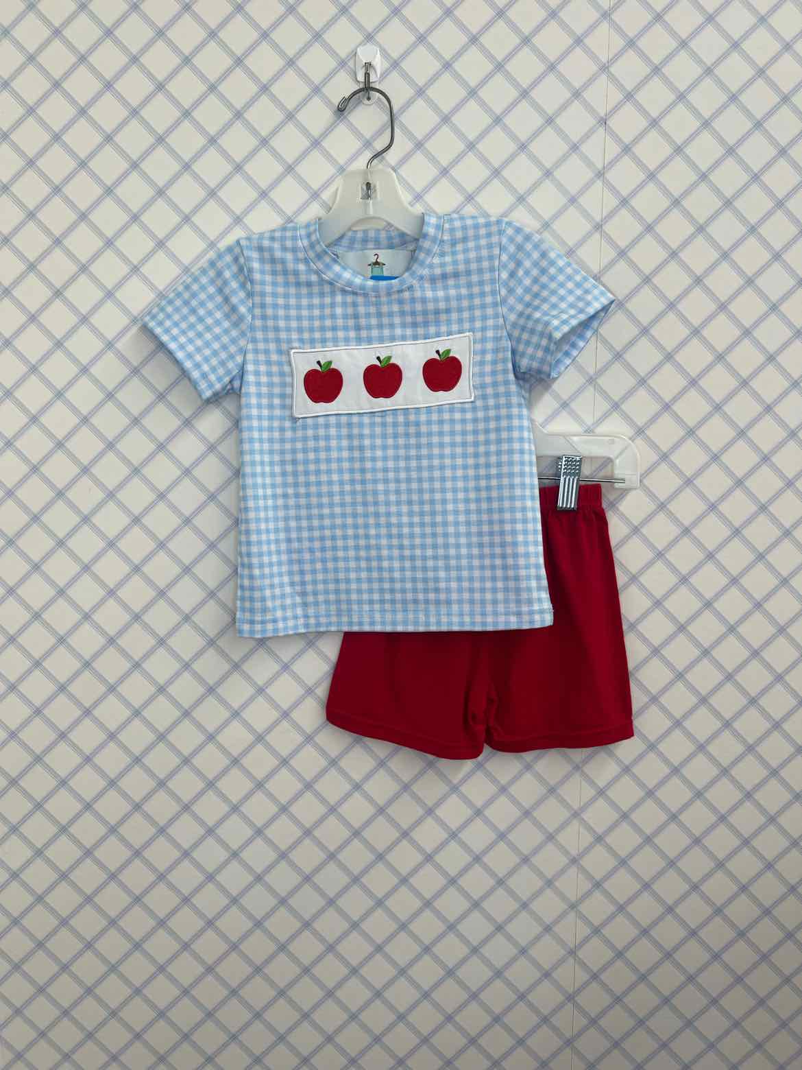 Thomas & Turner Child Size 12/18 months Outfits