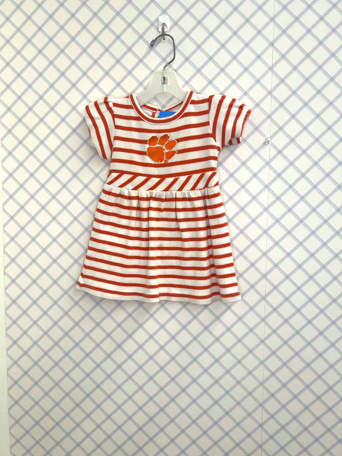 Two Feet Ahead Child Size 12 Months Girls Dresses