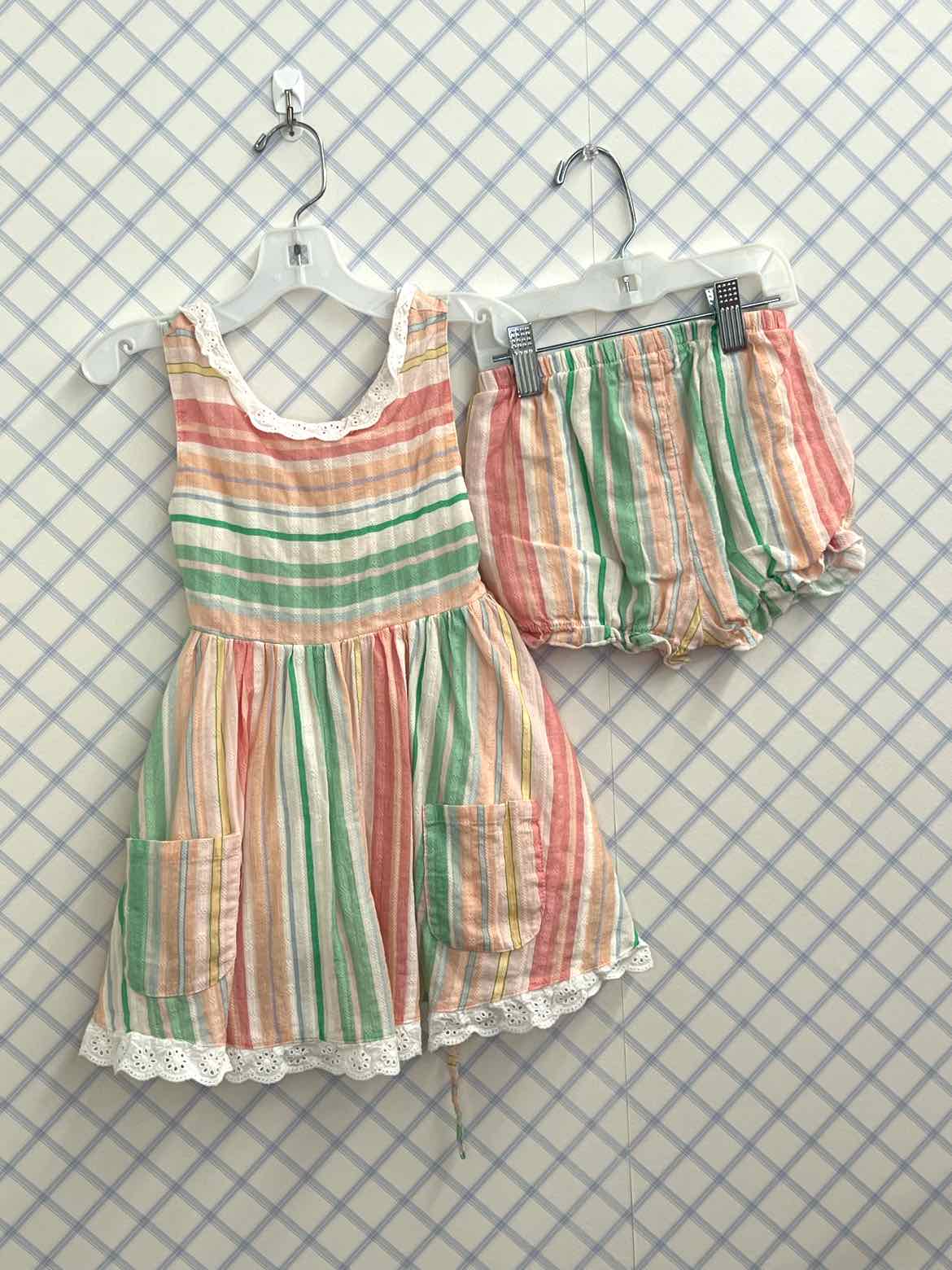 Sweet Honey Child Size 4T Outfits