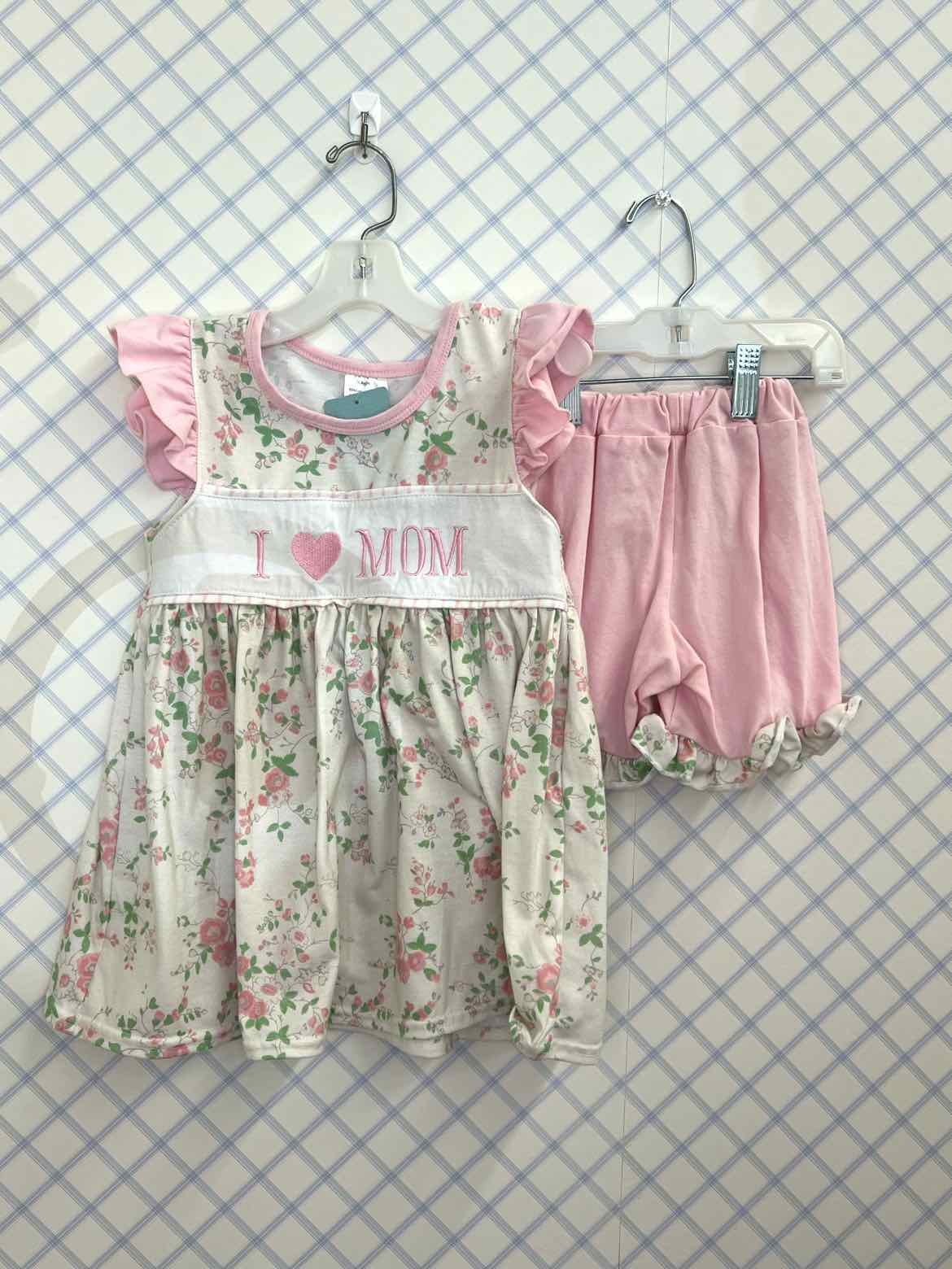 Boutique Child Size 4T Outfits