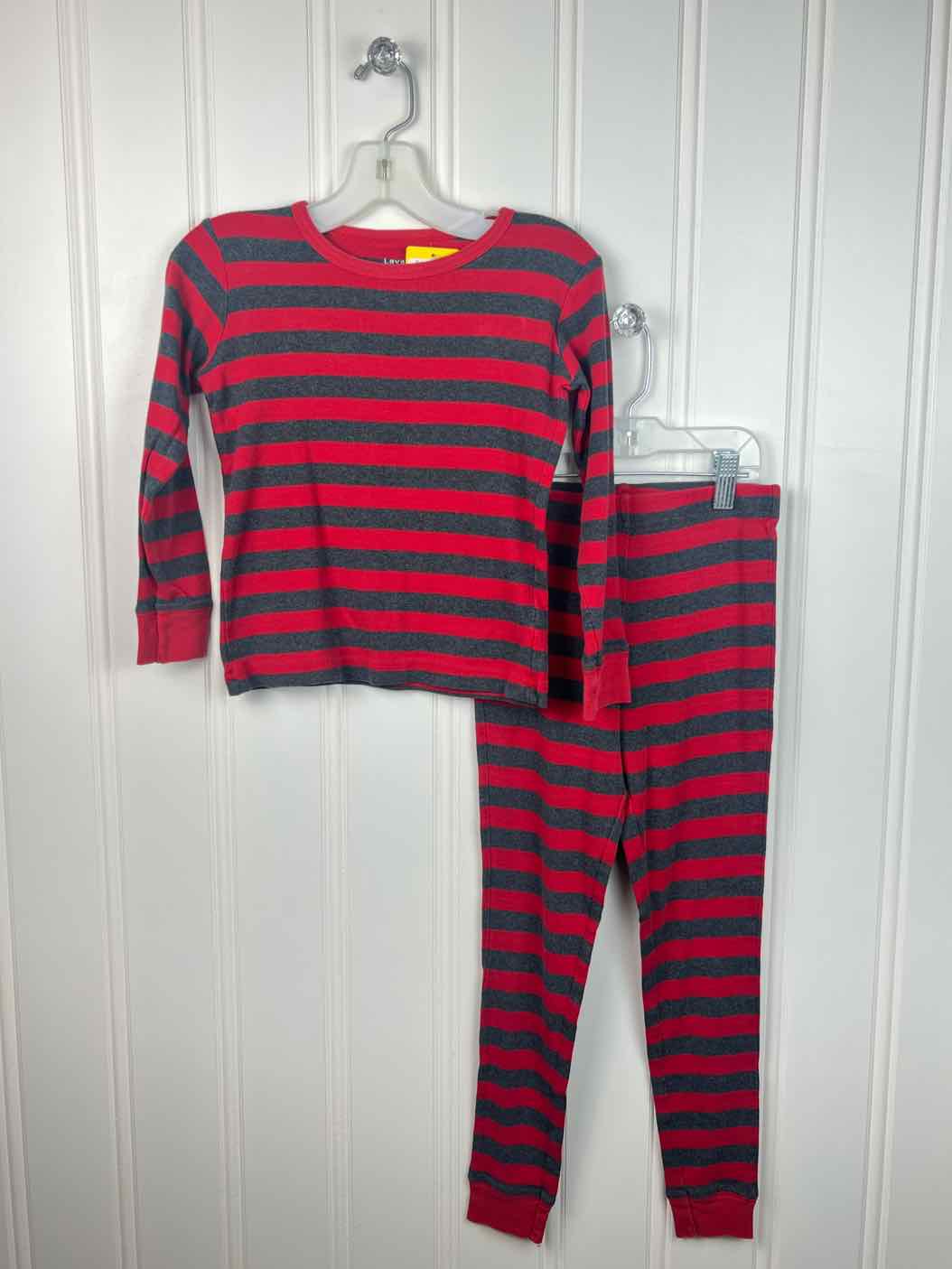 Leveret Child Size 8 Pajamas
