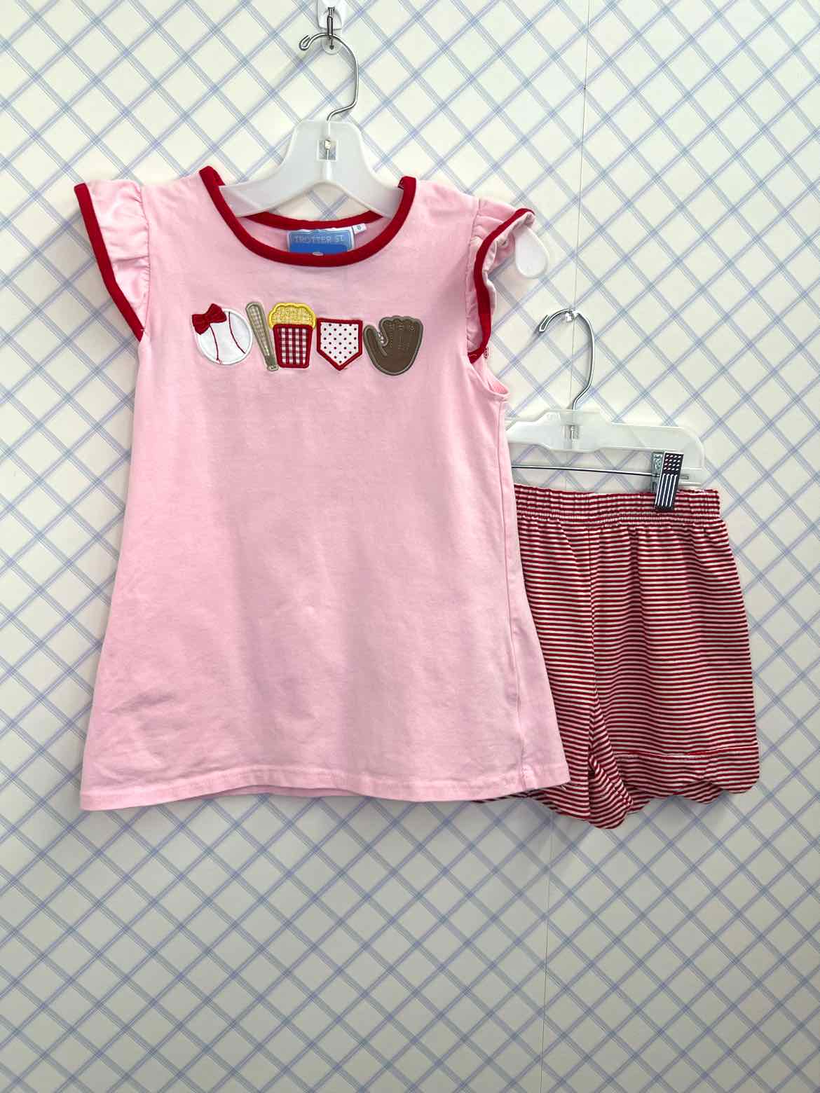 Trotter Street Child Size 8 Outfits