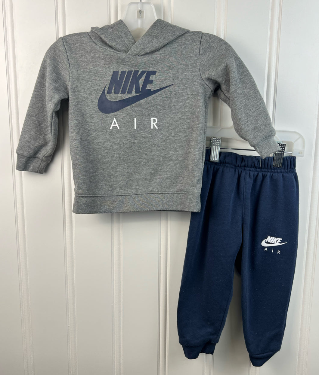 Nike Child Size 18 Months Outfits