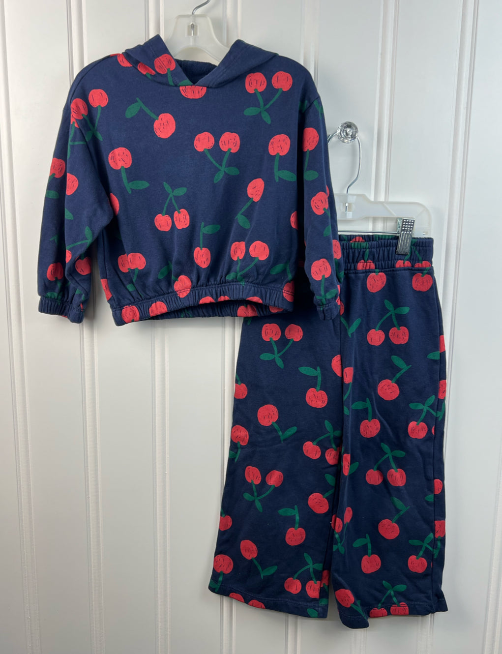 Old Navy Child Size 3T Outfits