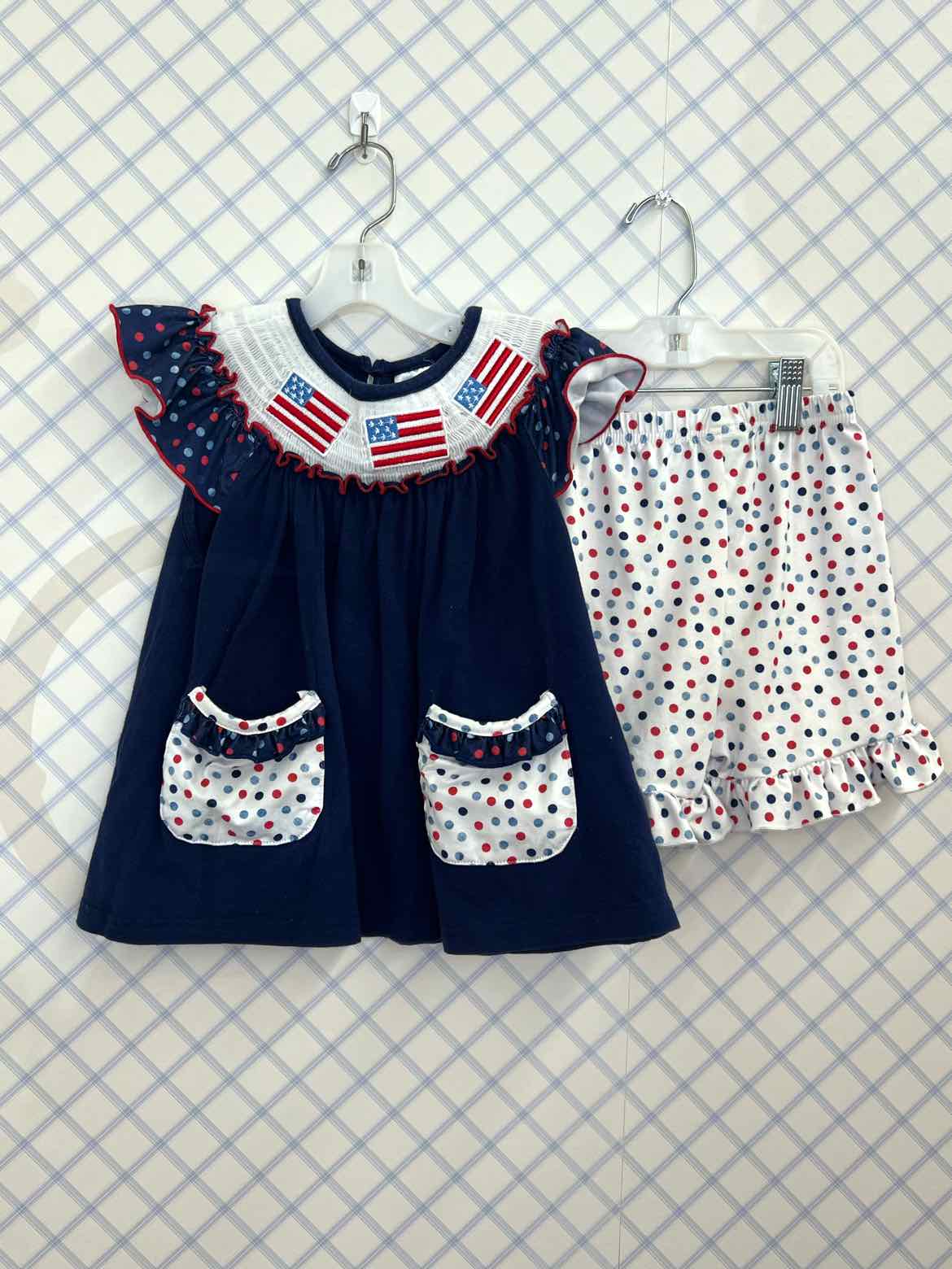 Boutique Child Size 4 Outfits