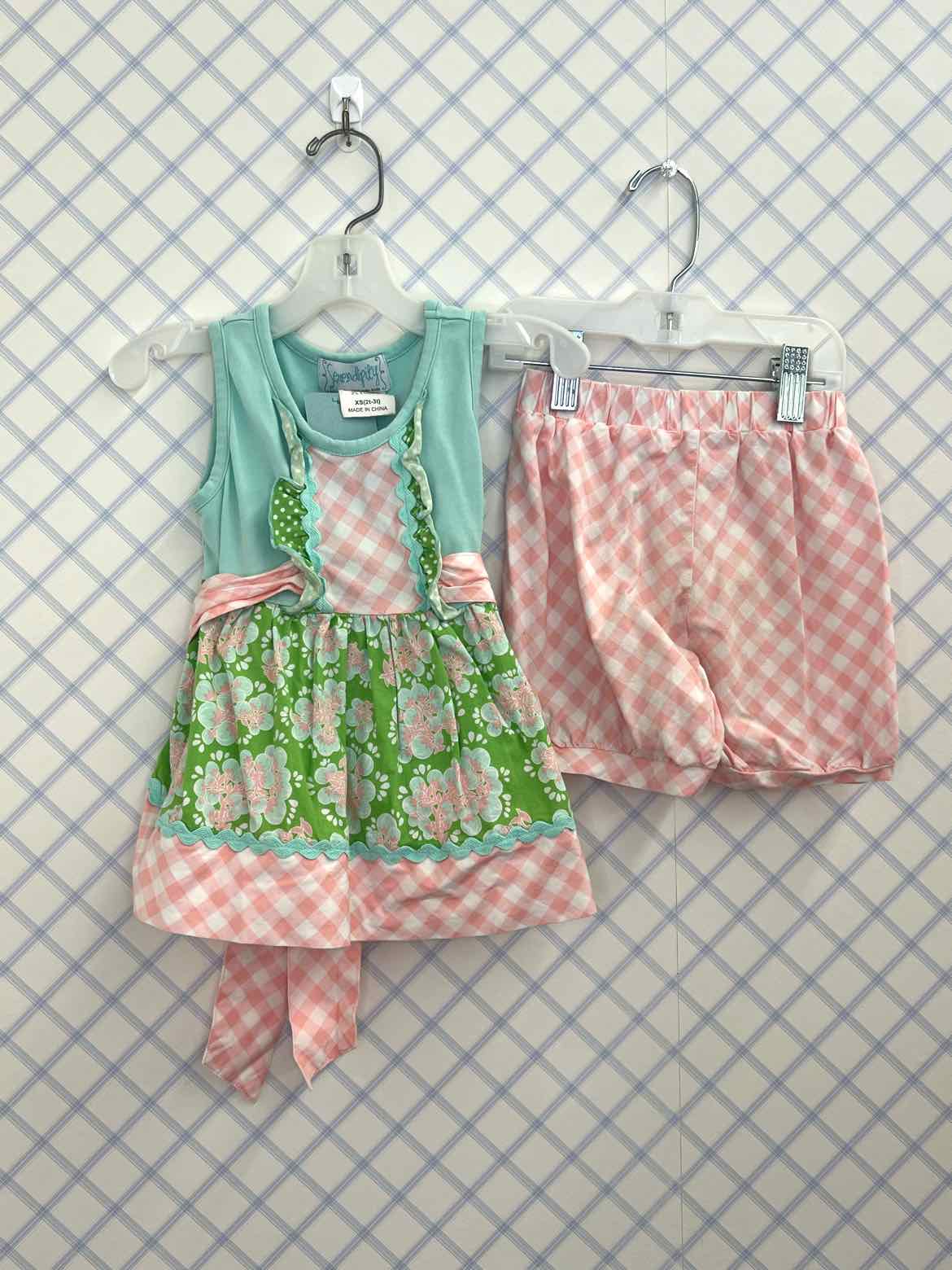 Serendipity Child Size 2/3 Outfits