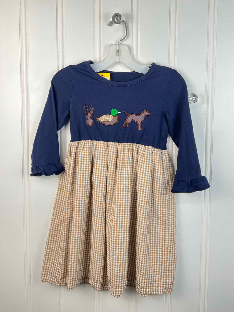 Boutique-Applique Child Size 6 Girls Dresses