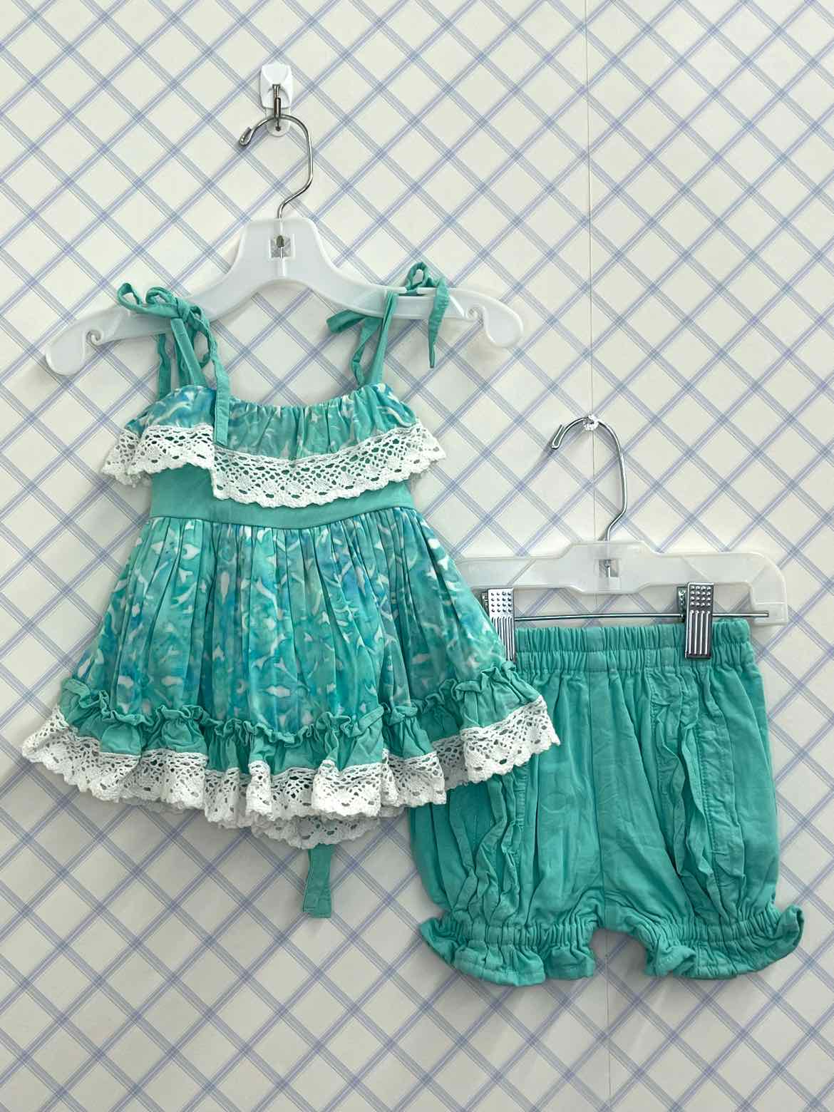 Wilding Child Size 9 Months Outfits