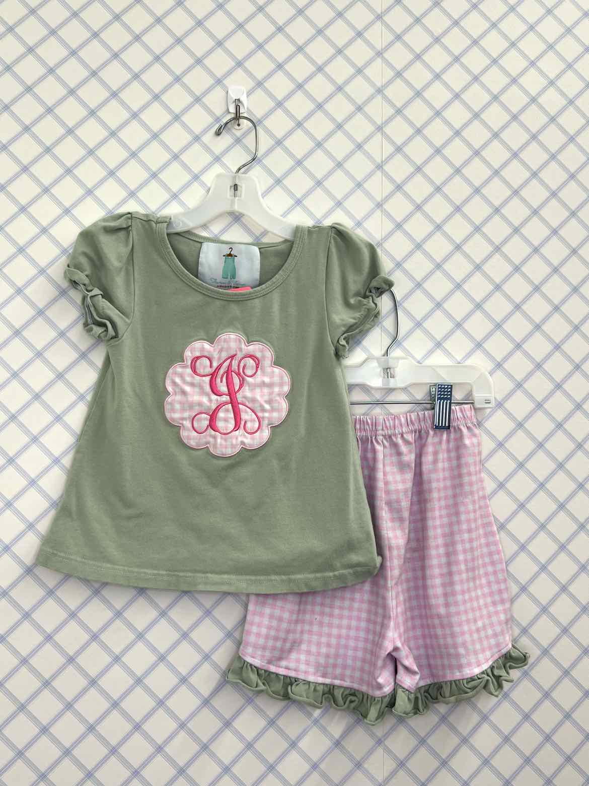 Boutique Child Size 3T Outfits