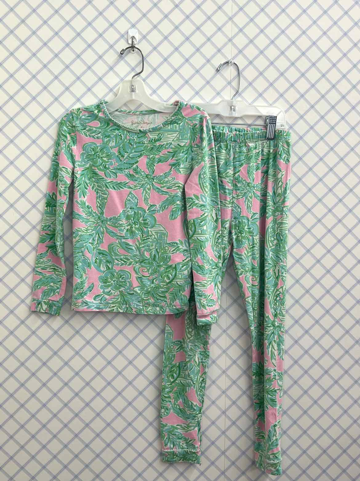 Lilly Pulitzer Child Size 8 Pajamas