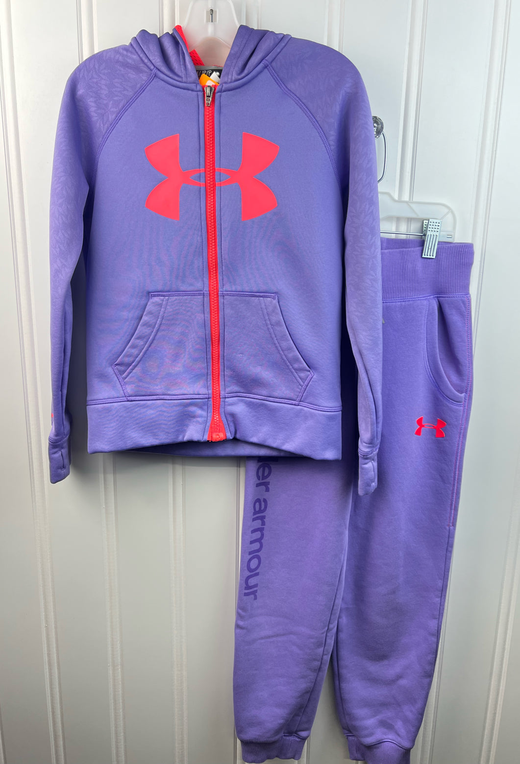 Under Armour Child Size YS Outfits