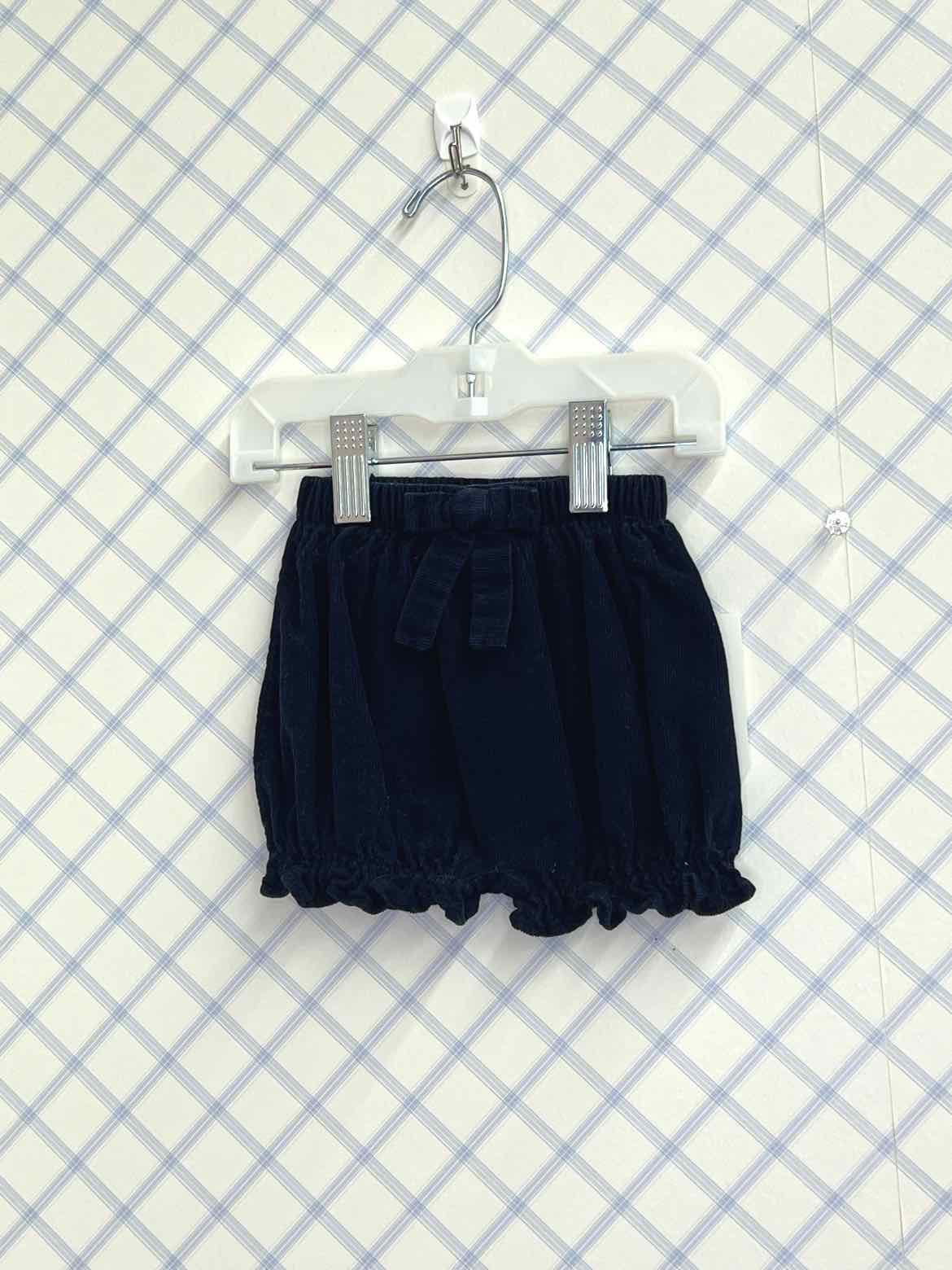 Little English Child Size 6 Months Shorts