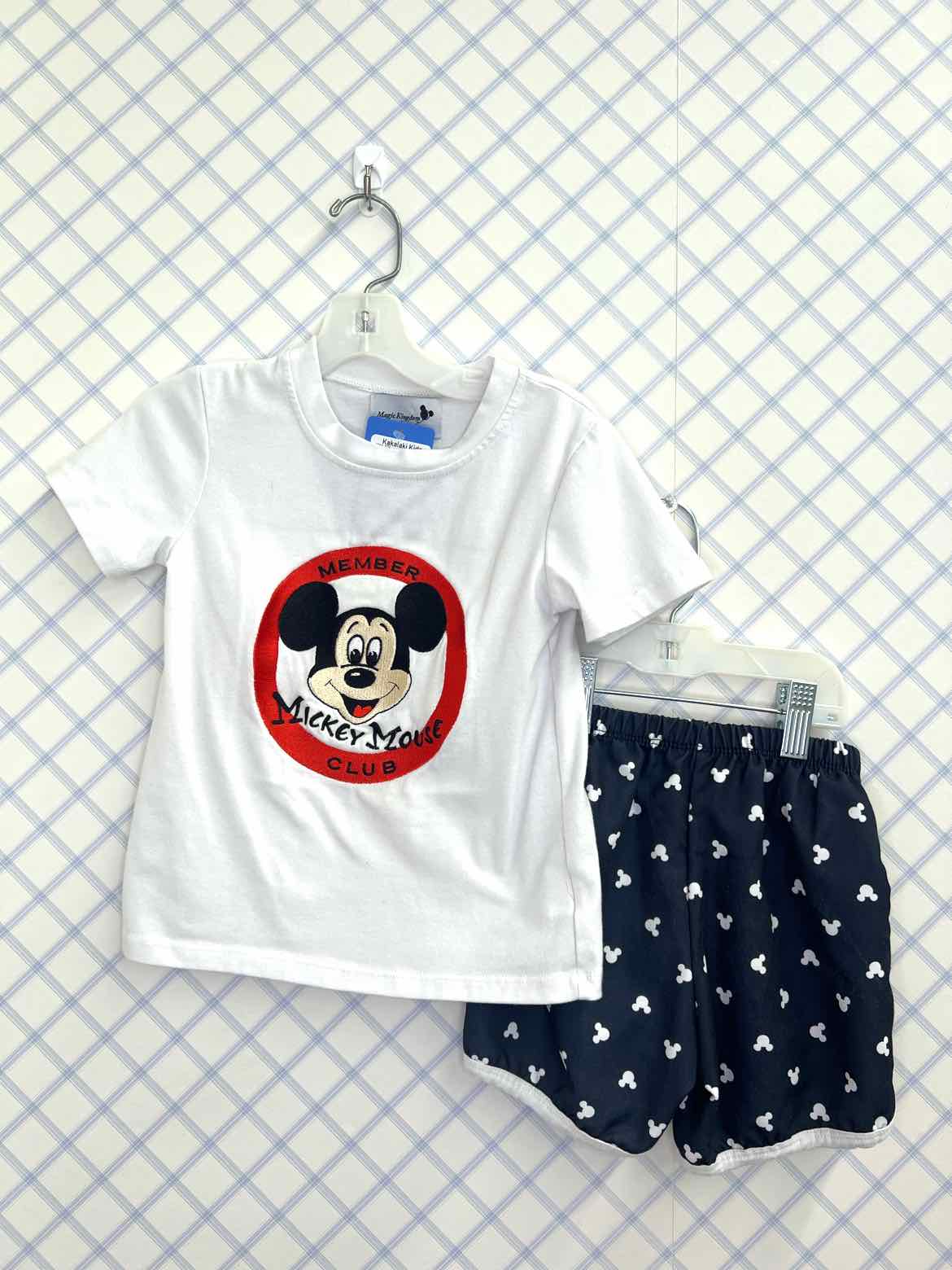 Boutique Child Size 3T Outfits