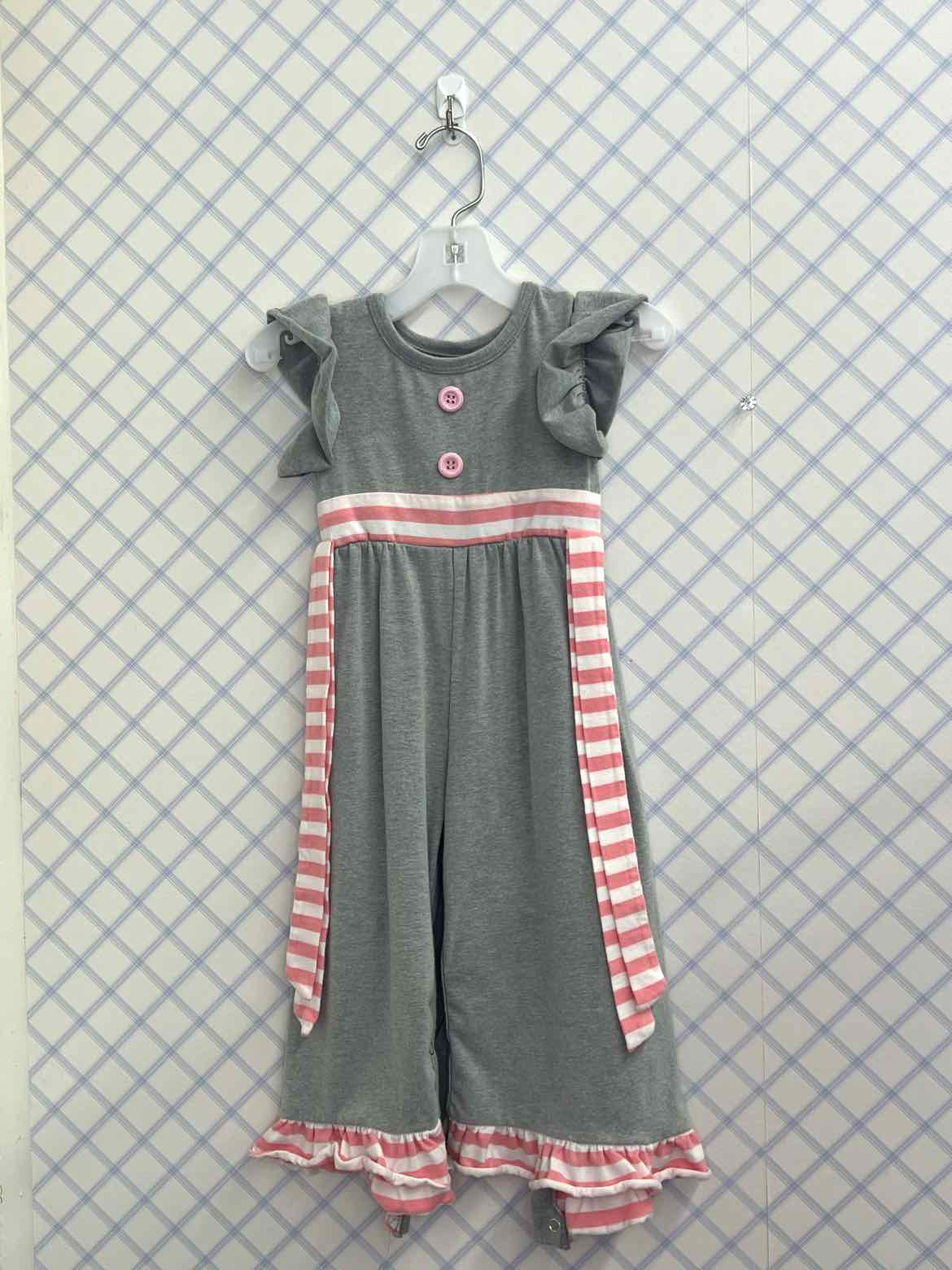 Boutique Child Size 12/18 months Rompers