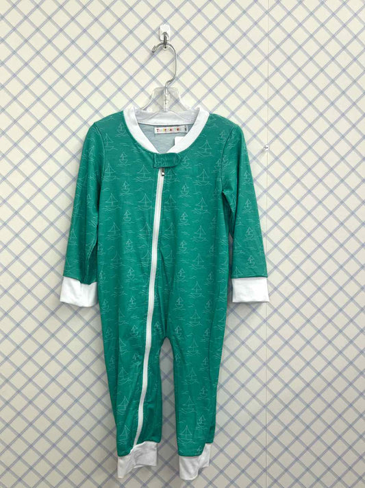 Boutique Child Size 2T Pajamas
