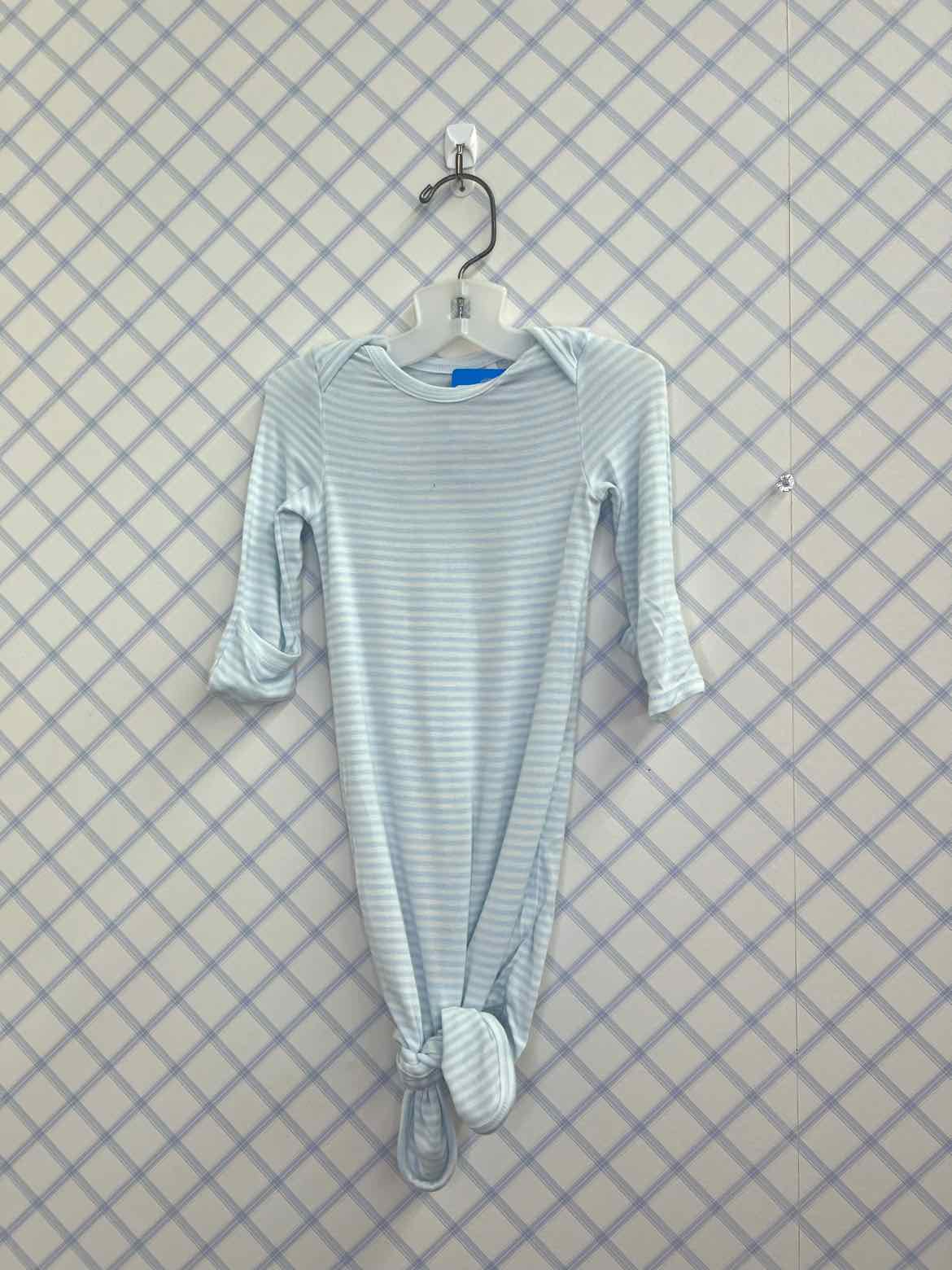 Angel Dear Child Size 0/3 months Pajamas