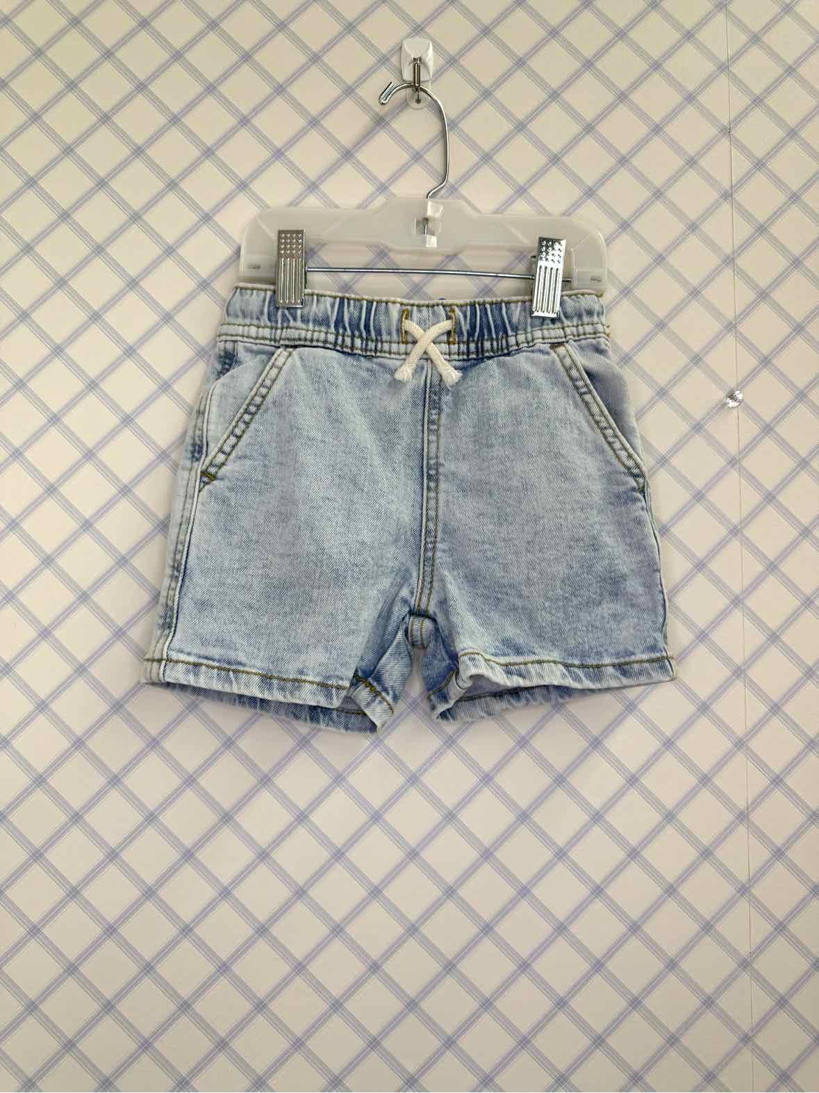 Cat & Jack Child Size 2T Shorts