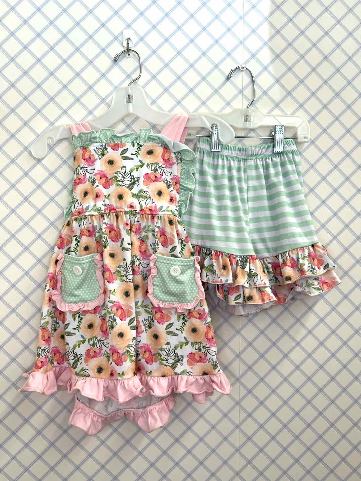 Thomas & Turner Child Size 3T Outfits