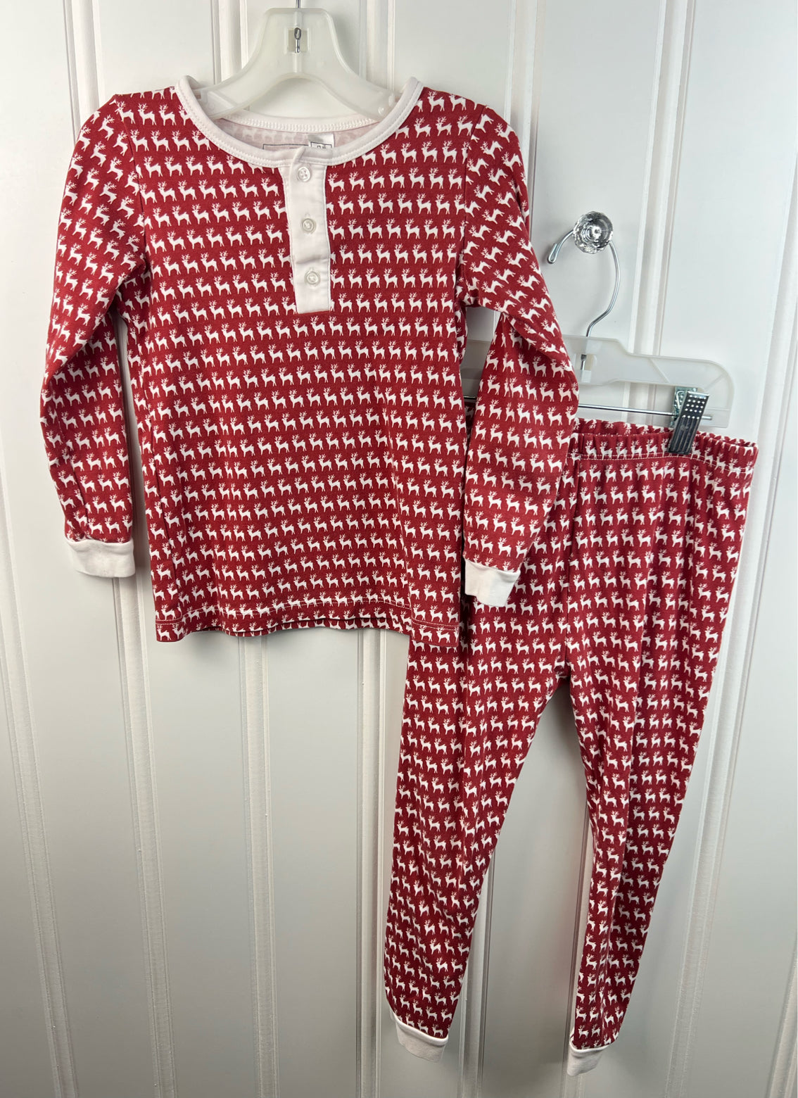 Lila &  Hayes Child Size 5 Pajamas