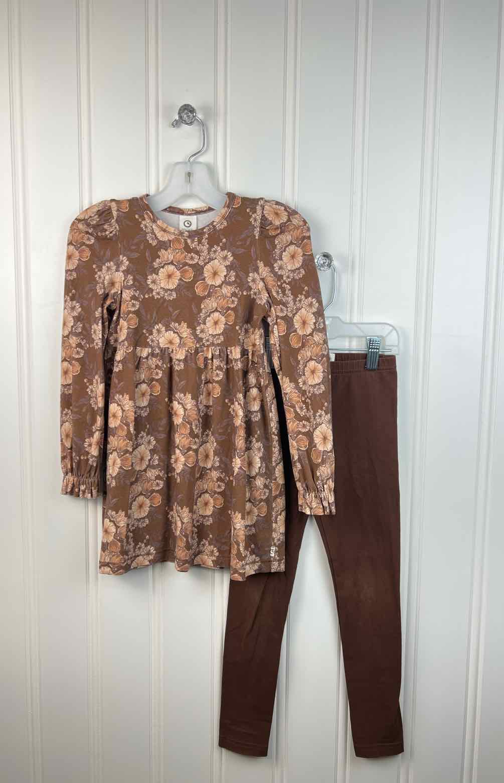Boutique Child Size 5 Outfits