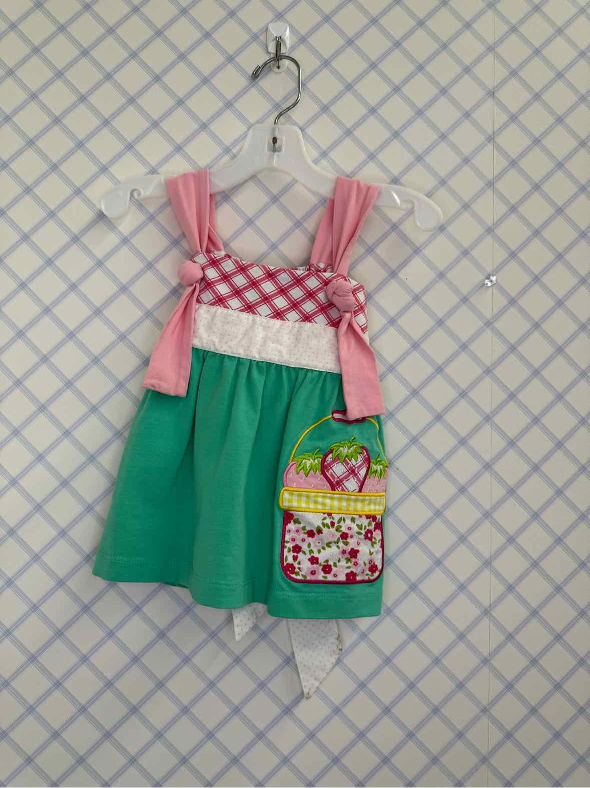 Boutique-Applique Child Size 2T Short Sleeve