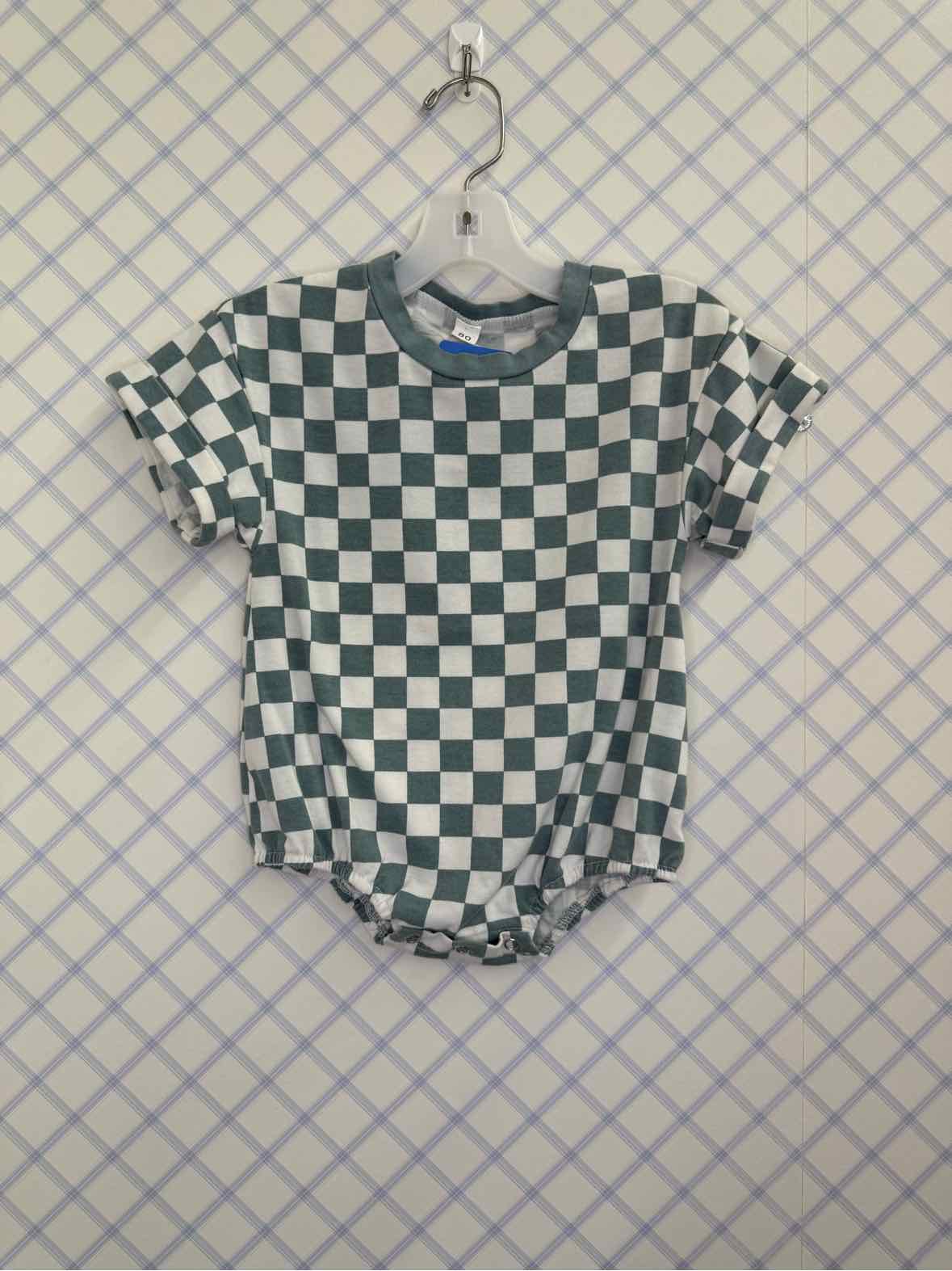 Boutique Child Size 12/18 months Bubbles