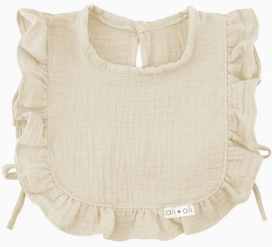 Ali + Oli Muslin Ruffle Bib