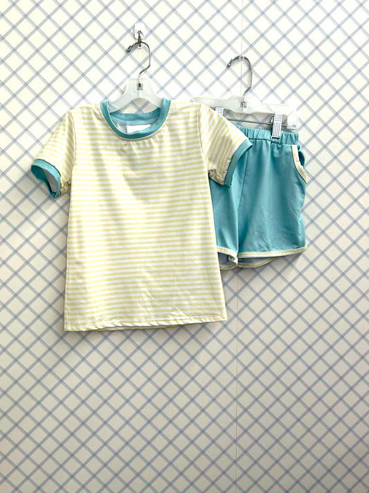 Boutique Child Size 4T Outfits