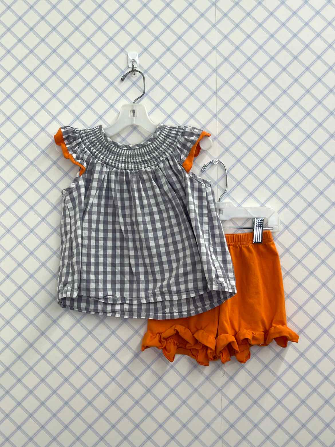 Boutique Child Size 12/18 months Outfits