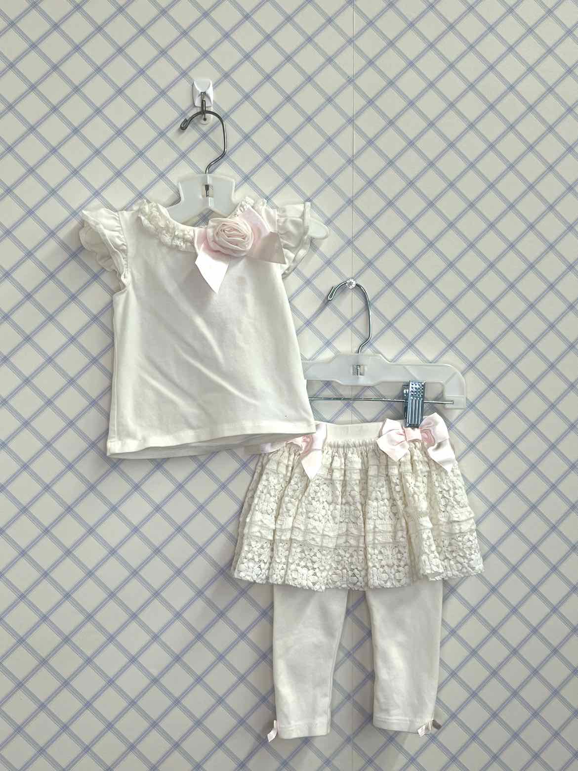 Child Size 6 Months Outfits
