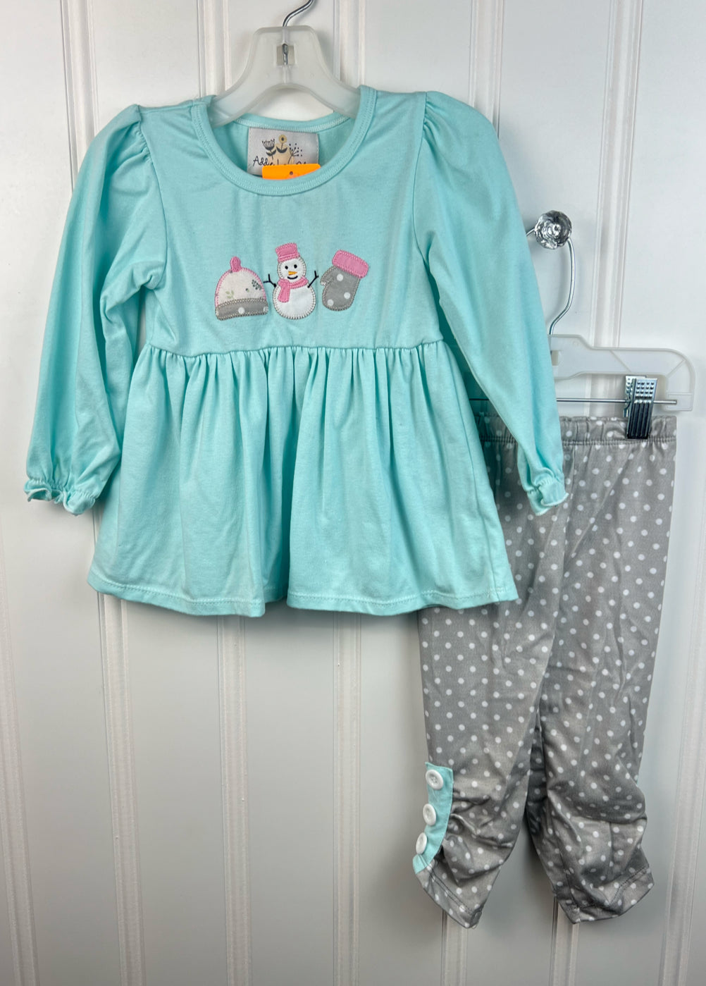 Boutique Child Size 18/24 months Outfits