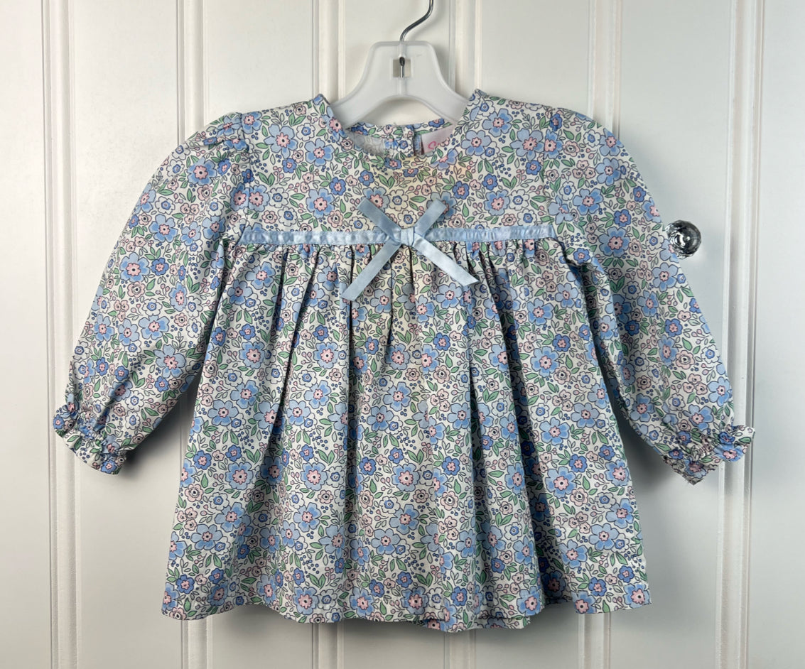 Stitchy Fish Child Size 18 Months Girls Dresses