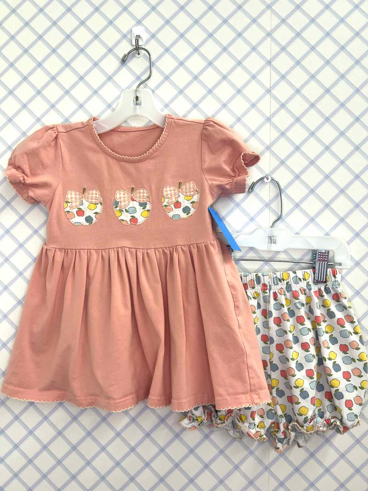 Serendipity Child Size 2/3 Outfits