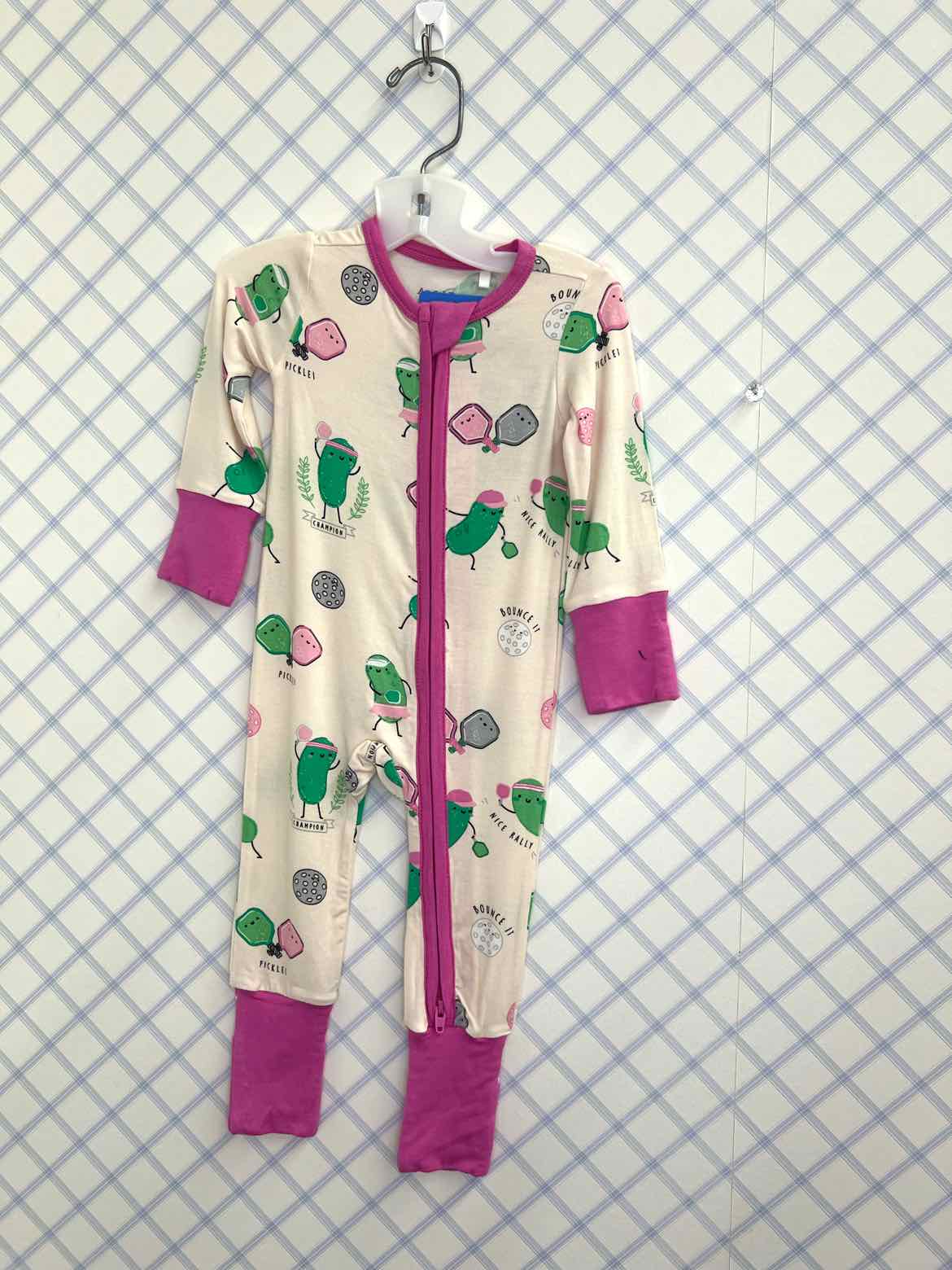 Angel Dear Child Size 0/3 months Pajamas