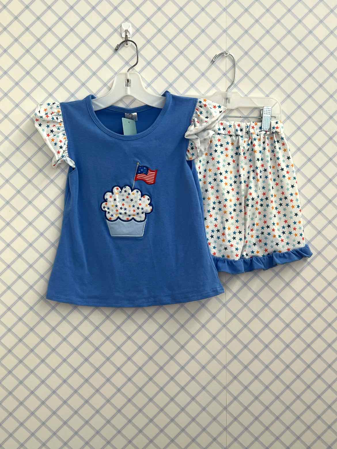 Boutique-Applique Child Size 5 Outfits