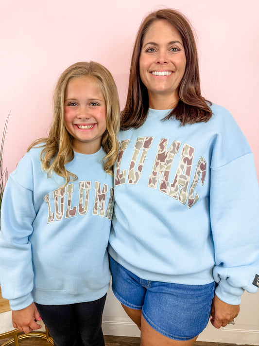 Lulu Mac Light Blue/Camo Crewneck