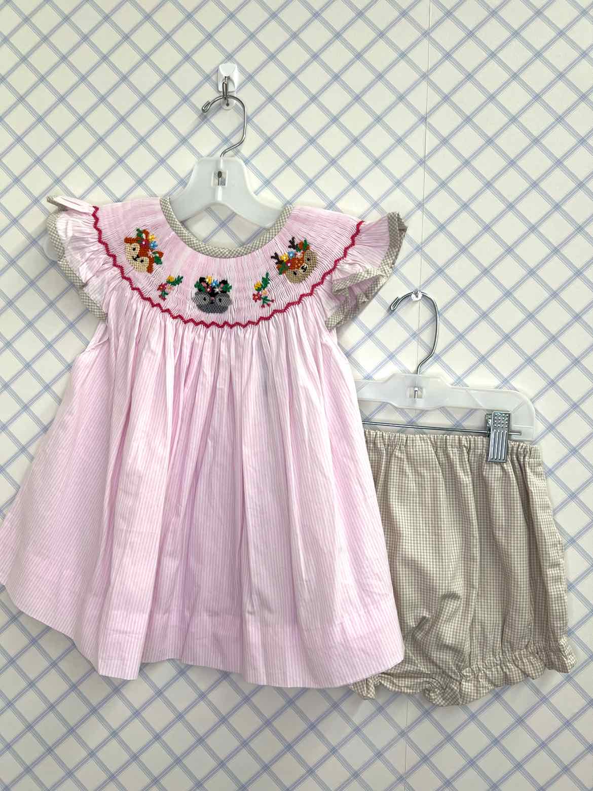 Boutique-Smock Child Size 4T Outfits