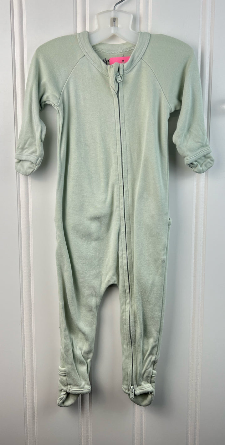 Boutique Child Size 3/6 months Pajamas