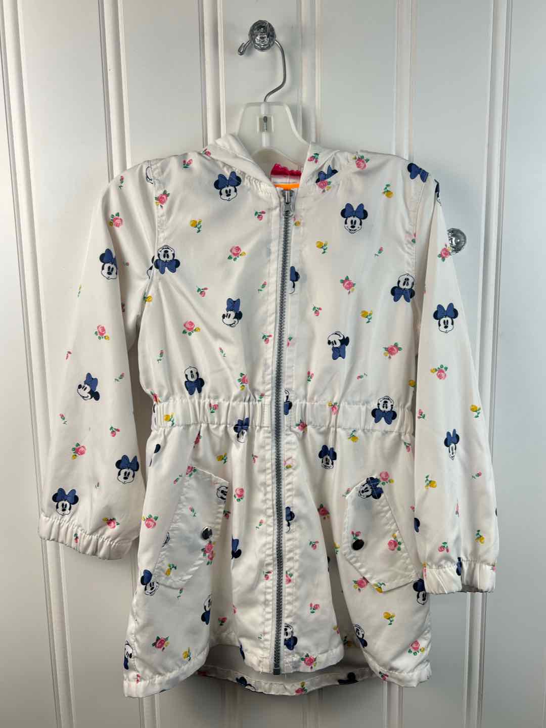 Disney Child Size 6 Outerwear