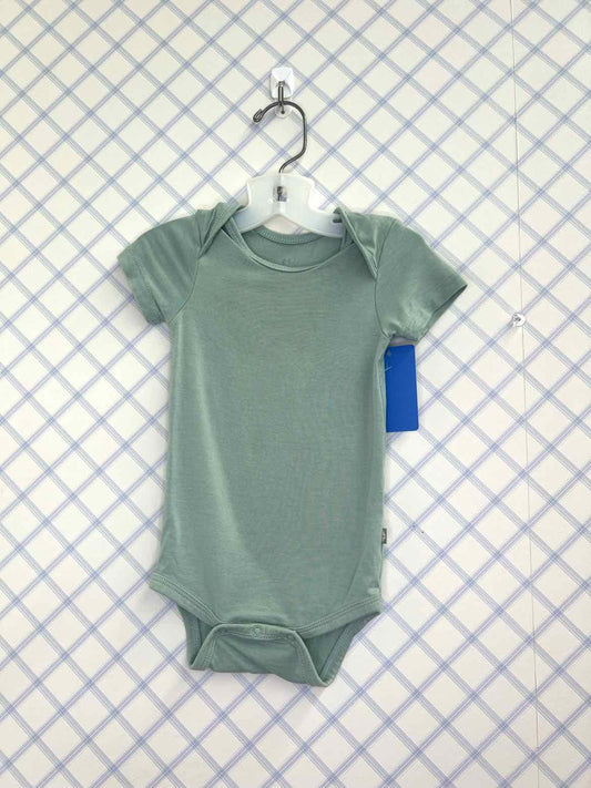 Kyte Child Size 3/6 months Short Sleeve