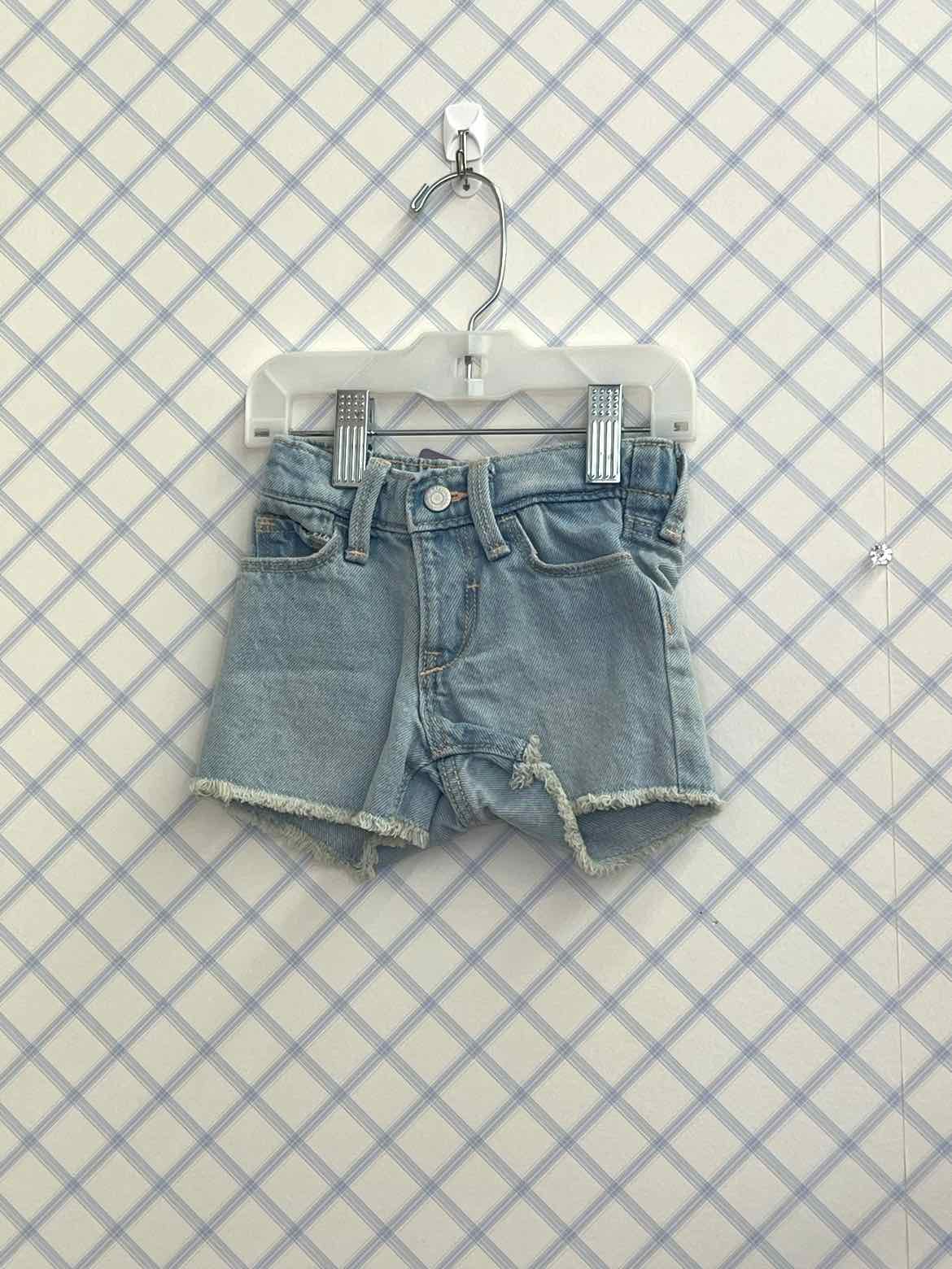 Old Navy Child Size 6/12 months Jeans
