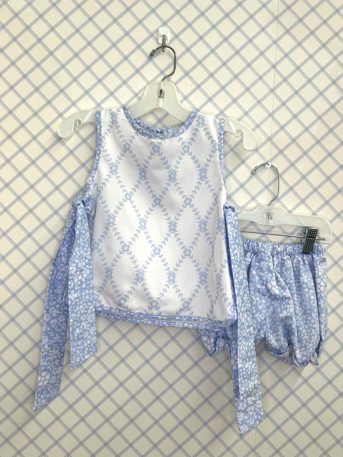 Boutique Child Size 2T Outfits