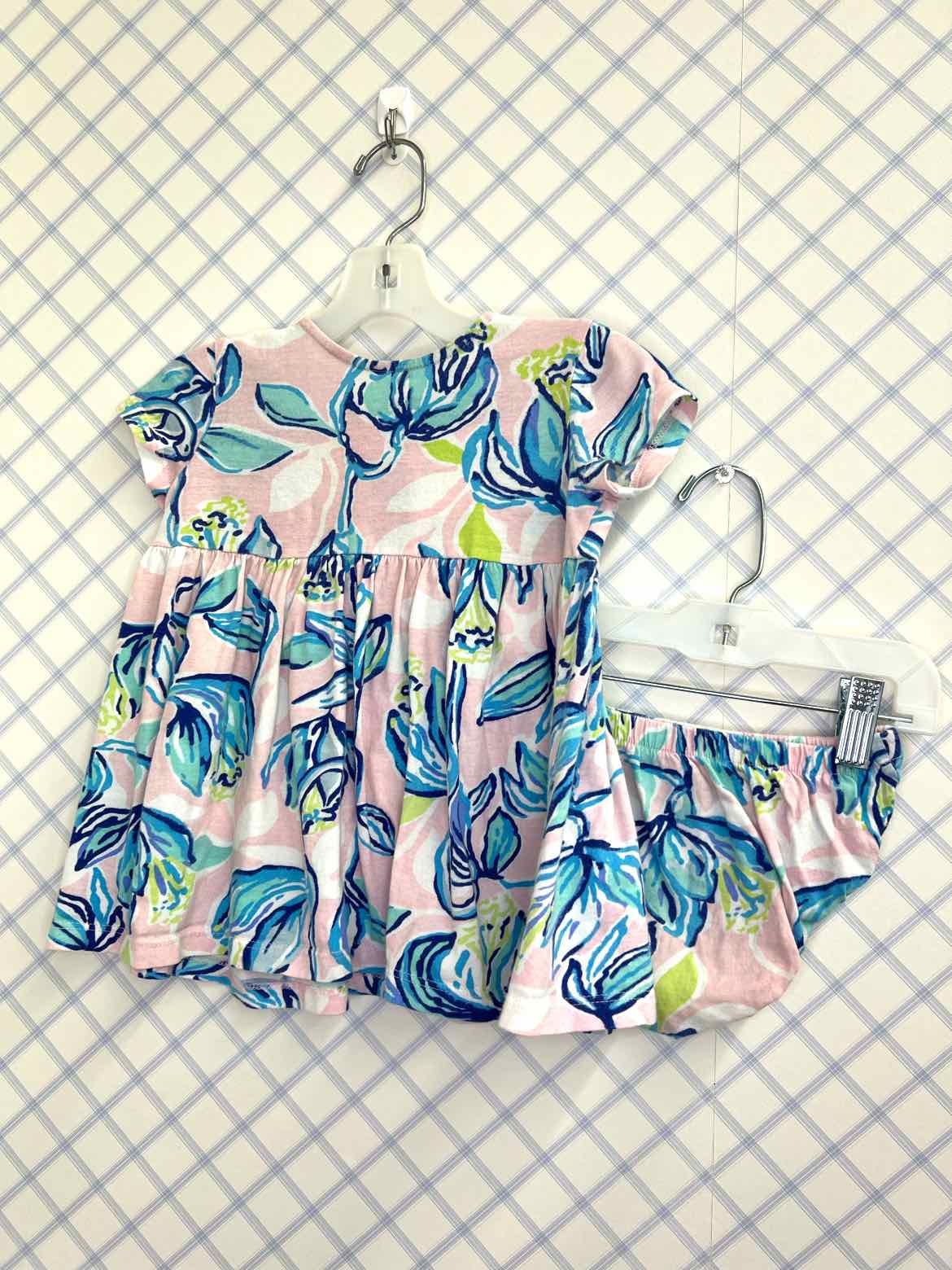 Lilly Pulitzer Child Size 18/24 months Outfits