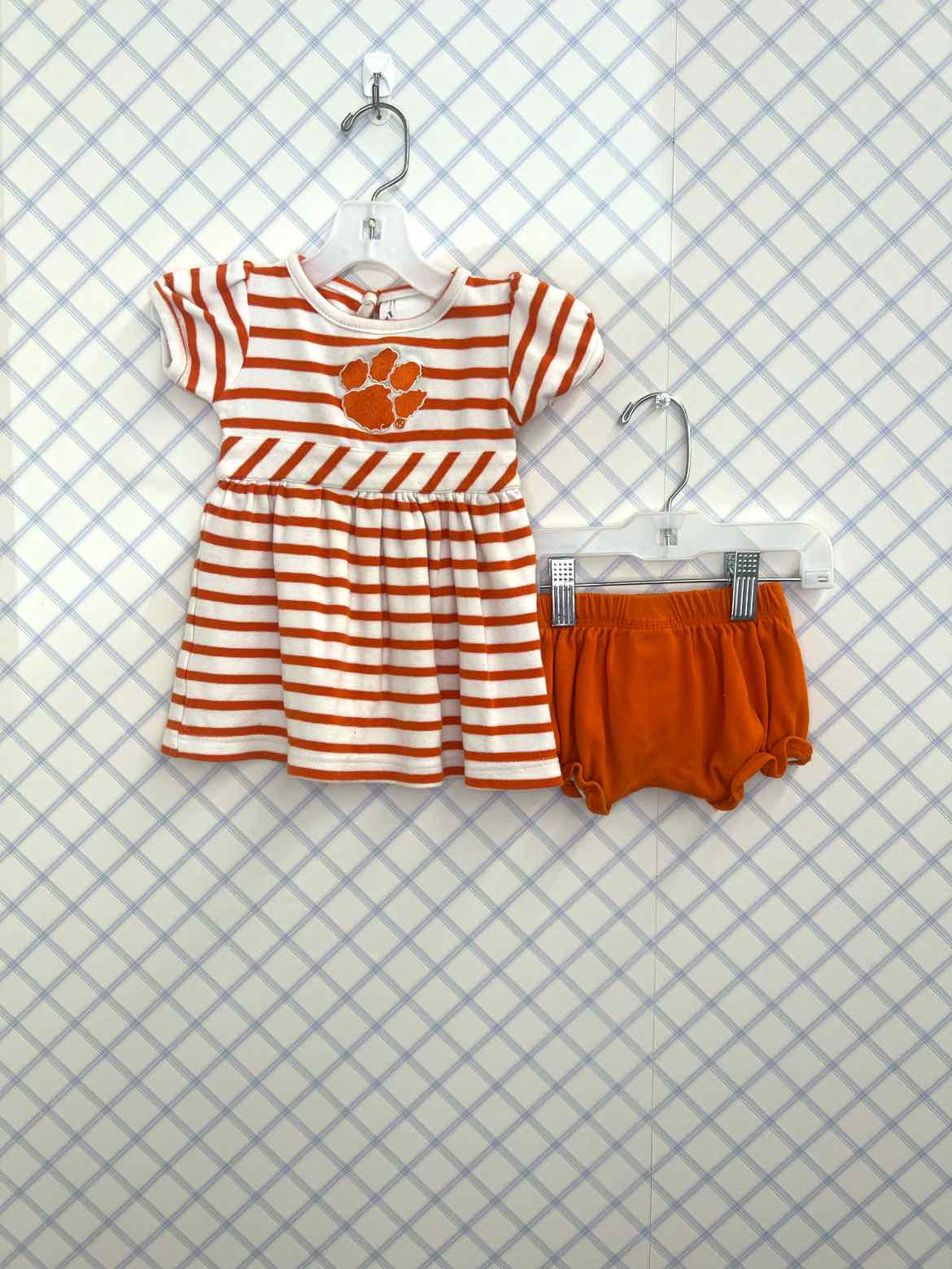 Two Feet Ahead Child Size 12 Months Outfits
